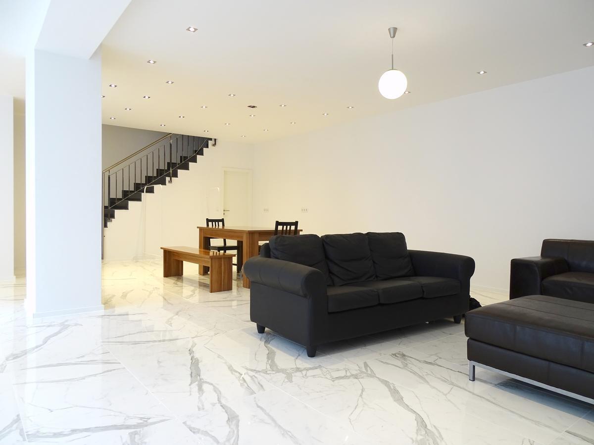 Avi City Apartments Kinghouse デュッセルドルフ エクステリア 写真