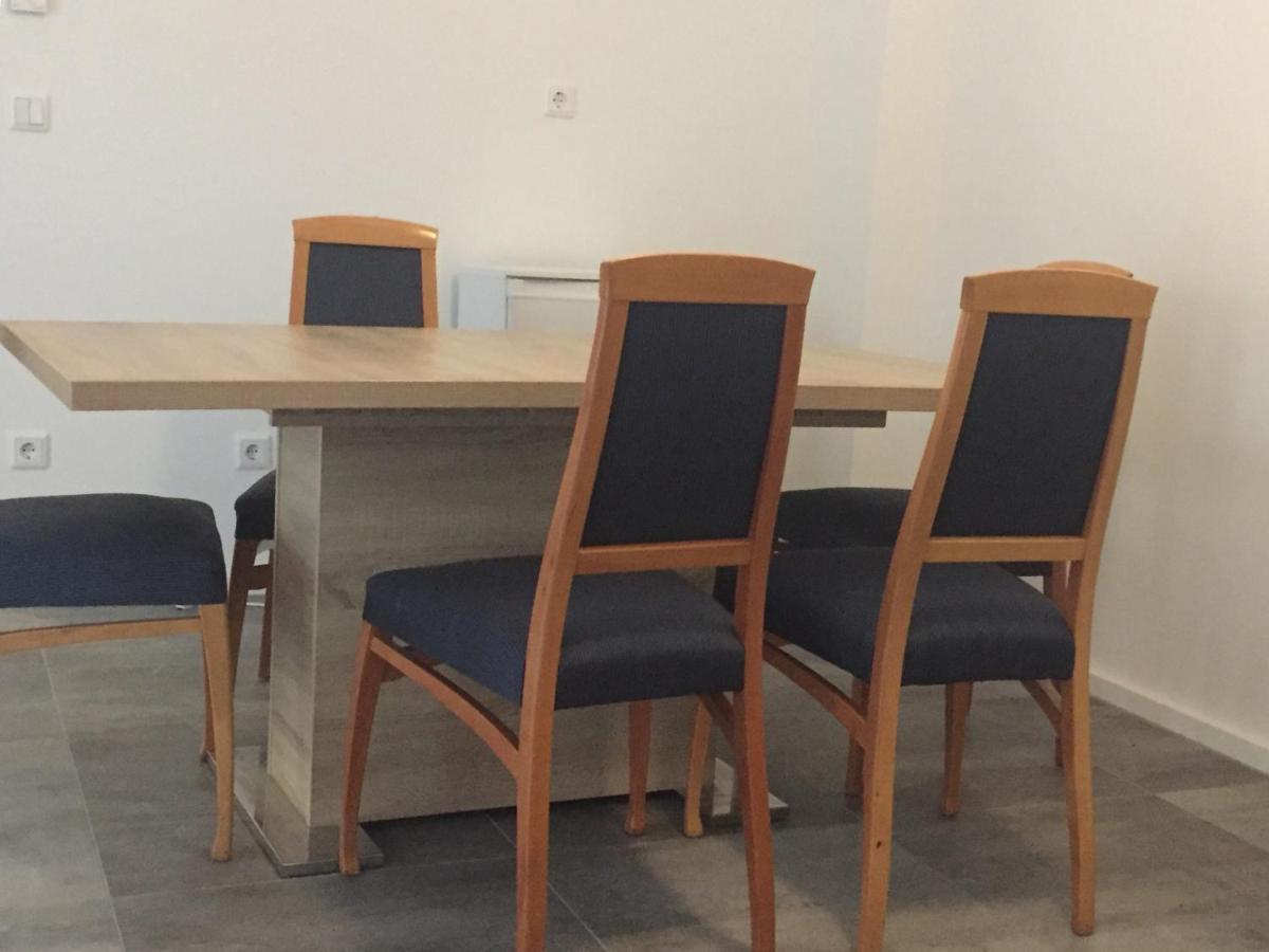 Avi City Apartments Kinghouse デュッセルドルフ 部屋 写真
